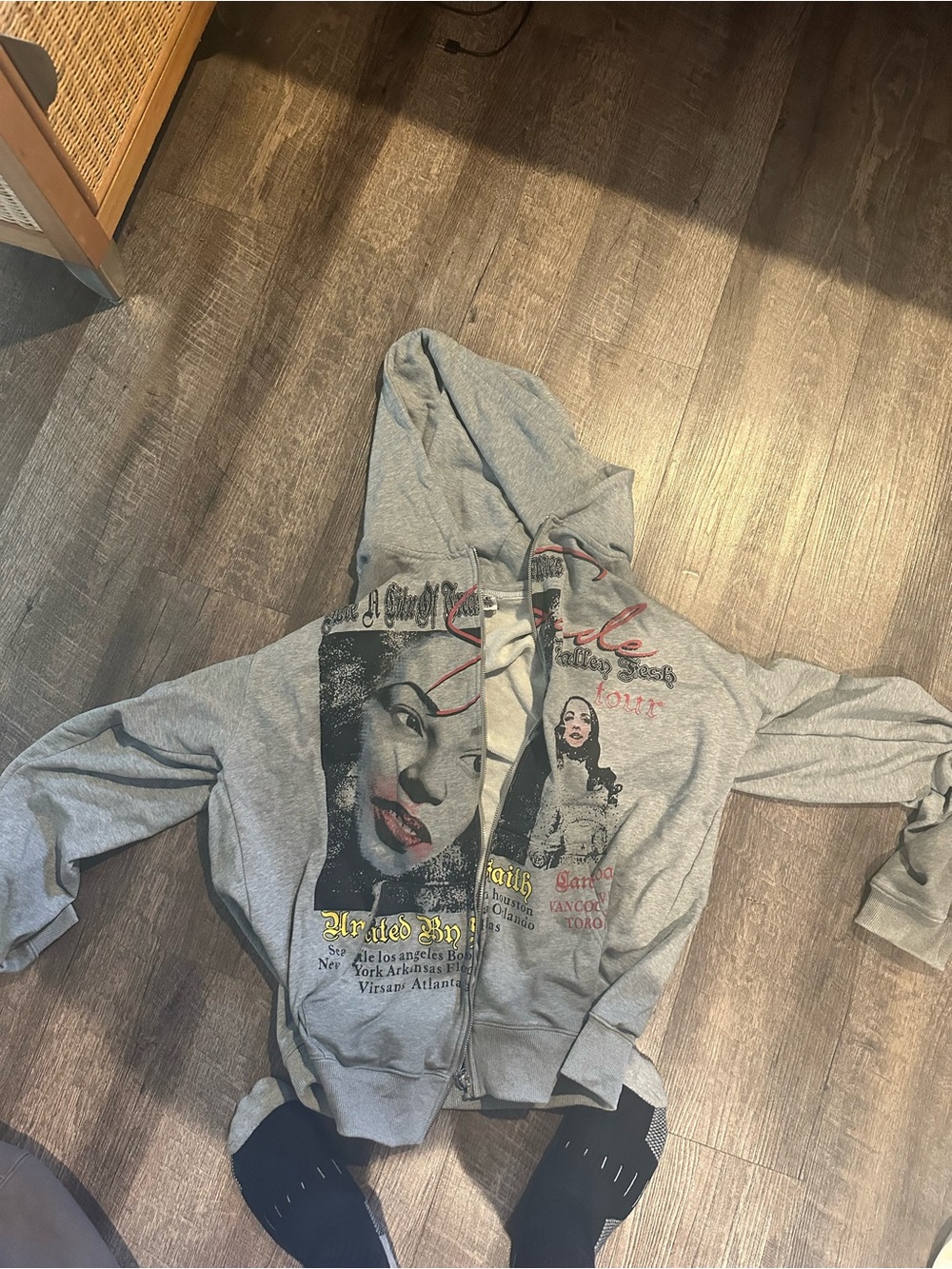 VALLEY DREAMS ZIP UP